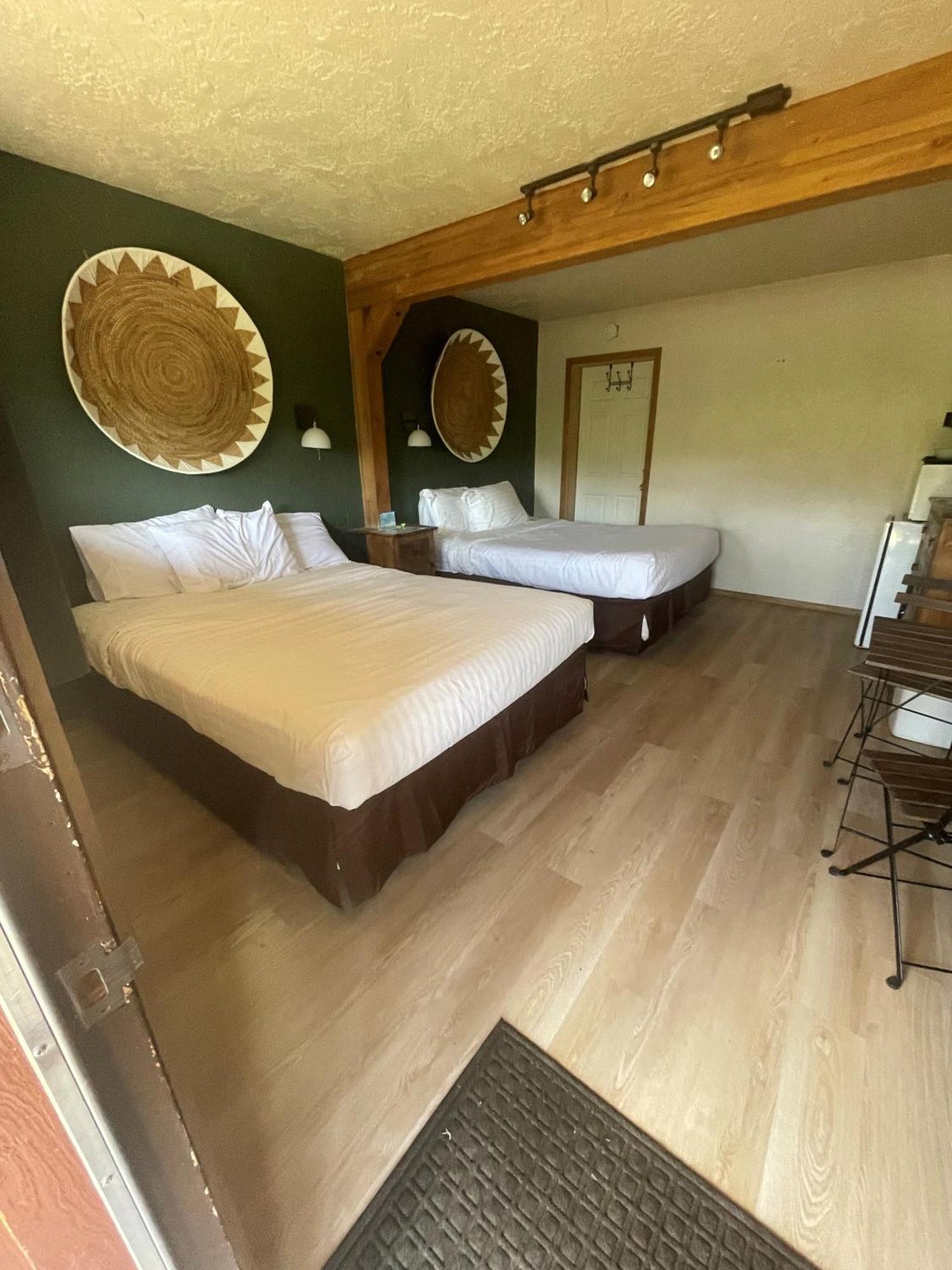 Alojamento de Turismo Selvagem The Spruce